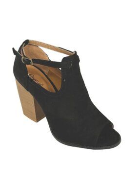 Qupid Georgia-01 Black Peep Toe Block Heel Sandal | Ankle Strap Chunky Heel Boot